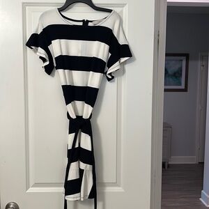 Beautiful nautical mini dress! Belt included